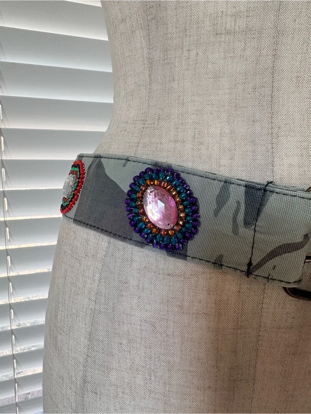 VTG Y2K Camo Beaded Gems Studded Adjustable Buckle Belt Women’s One Size Boho